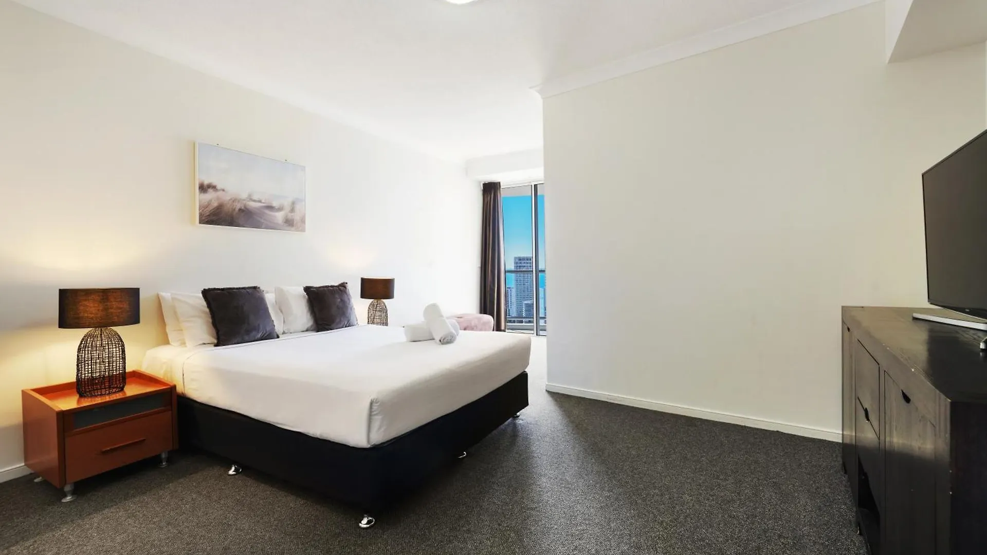 Chevron Renaissance | High Floor Ocean View Apartments By Gold Coast Holidays